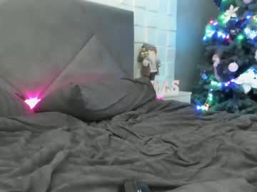 girl
        meryfoxxx cam image #498006