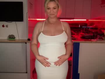 girl
        kiradivine cam image #2817817