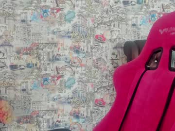 girl
        angelina_new cam image #1809811