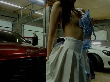 girl
        jenniferden cam image #4033379