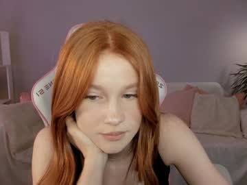 girl
        leahsthetics cam image #5229213