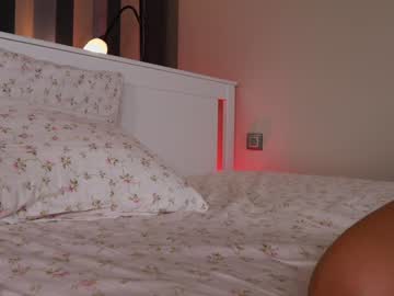 girl
        mila_vita cam image #2862005