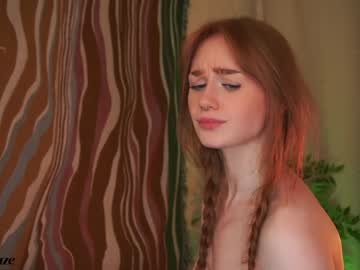 girl
        lizzy_blaze cam image #3288138