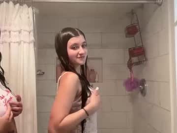 girl
        juliamithh cam image #4301441