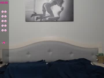 girl
        bluexstacey cam image #1862780