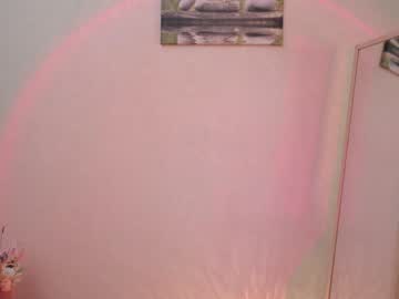 girl
        sunrisealice cam image #2533039