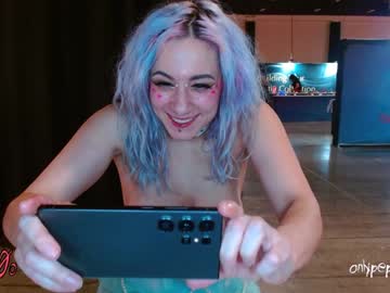 girl
        o0pepper0o cam image #5437243