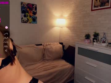 girl
        marthalewis cam image #814558