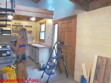 girl
        rvlifebarbie cam image #419792