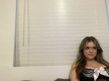 couple
        hotandhornyhannah cam image #4947585