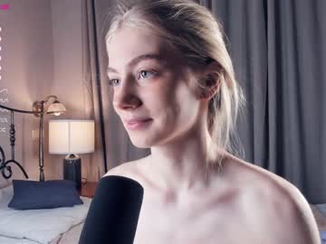 girl
        kateharrise cam image #2042585