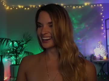 girl
        phoenix_taylor cam image #3131201