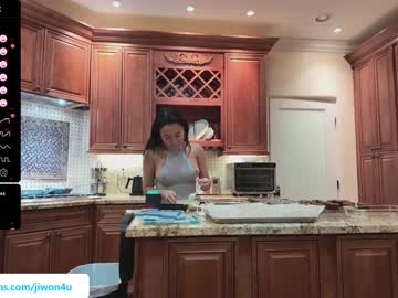 girl
        jiwon4u cam image #4193812