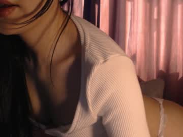girl
        aimeclarks cam image #1228791