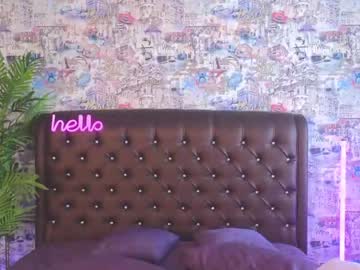 girl
        angelina_new cam image #4373568