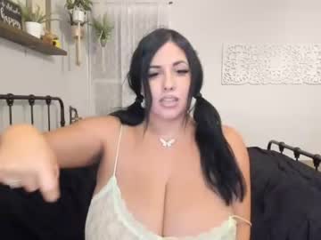 girl
        jordanamama cam image #2263341