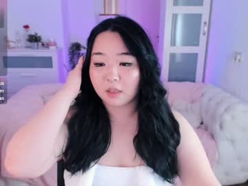 girl
        mei_honey cam image #5395784