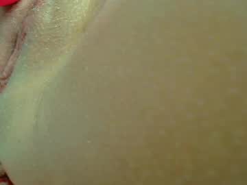 girl
        puff_witch cam image #6492338