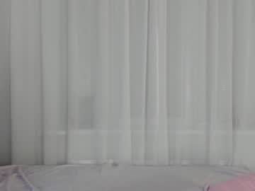 girl
        angelina_new cam image #518937