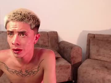 couple Nude Cam Girls Playing Games with perceo09