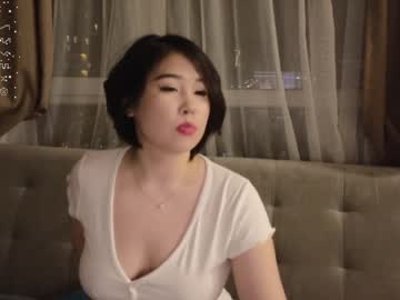 girl
        kimi_kay cam image #3837702