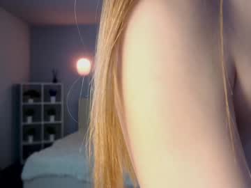 girl
        aryamirelle cam image #6045467