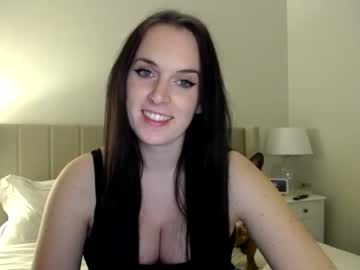 girl
        skylamayx cam image #744507