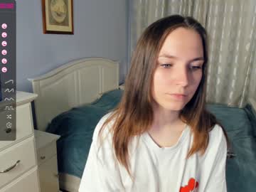 girl
        burningdreams cam image #1652513