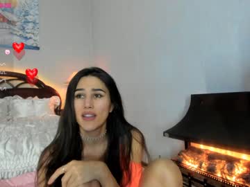 girl
        flower_nicole cam image #3118476