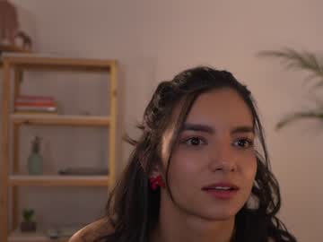 girl
        urcutelinda cam image #4593962