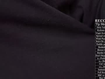 girl
        evelynpiers cam image #4838815