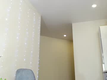 girl
        sweetpulse_ cam image #731003