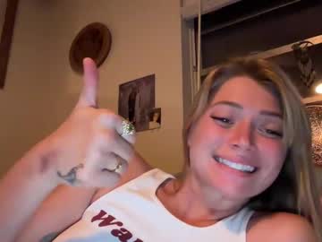 girl
        clairethompsonn cam image #5795744