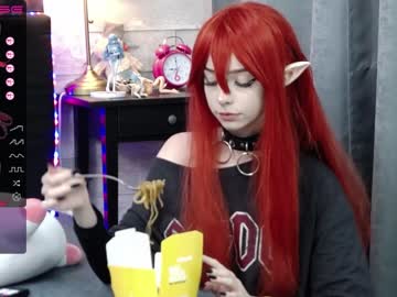 girl
        xenomy cam image #1896746