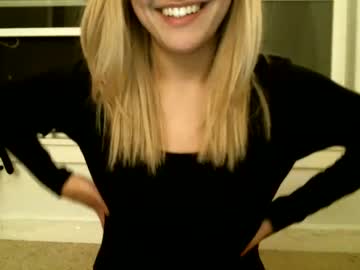girl
        liabunnyxo cam image #3561358