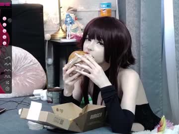 girl
        xenomy cam image #1711717