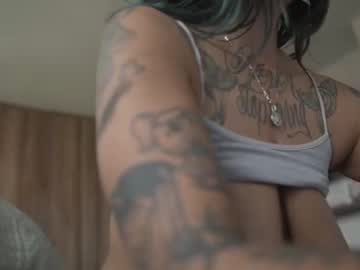 girl
        tattoo_ninja_kitty cam image #3386950