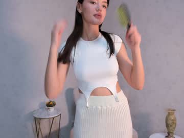 girl
        lynnfarro cam image #3262382