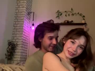 couple
        juiceboyyy cam image #5303431