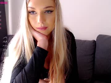 girl
        pervyblonde cam image #1194980
