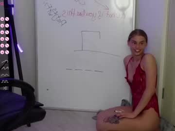 girl
        abby_laker cam image #4659115