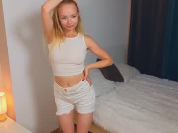 girl
        elvina_stars cam image #4494298