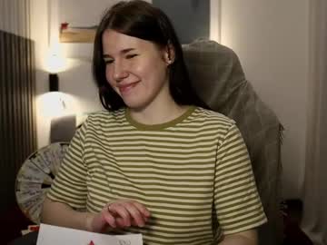 girl
        girl_u_never_met cam image #6684515