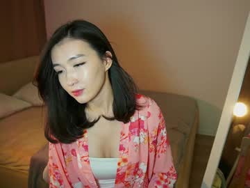 girl
        natsumiito cam image #5066469