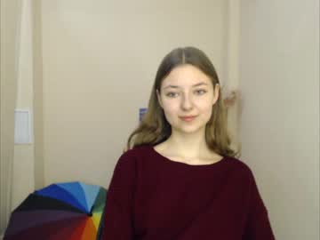 girl
        vivien_leight cam image #1029576