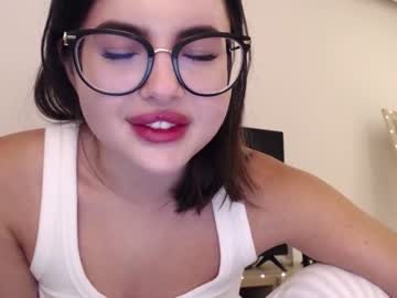 girl
        playnofuckinggames cam image #1621479