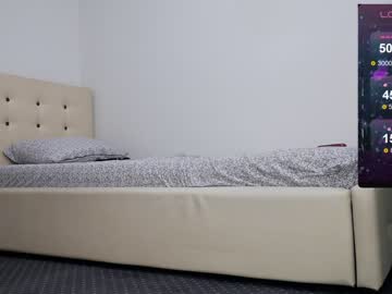 girl
        carmela_fox cam image #3808011
