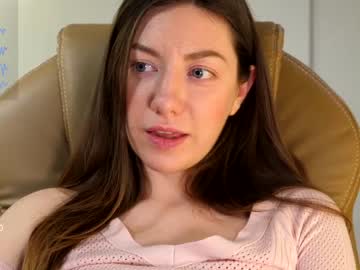 girl
        ronny_ponny cam image #758732