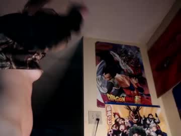 girl
        kipsy420 cam image #380762