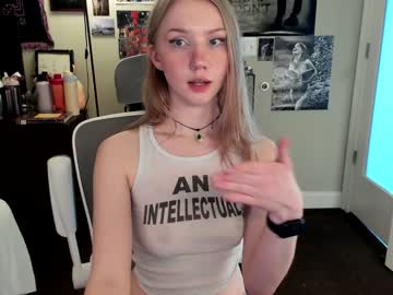 girl
        eve003300 cam image #6779355